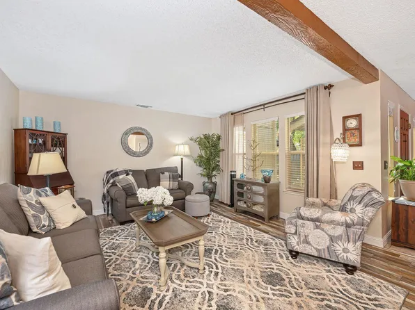 8025 Doral Ct, Citrus Heights, CA 95610