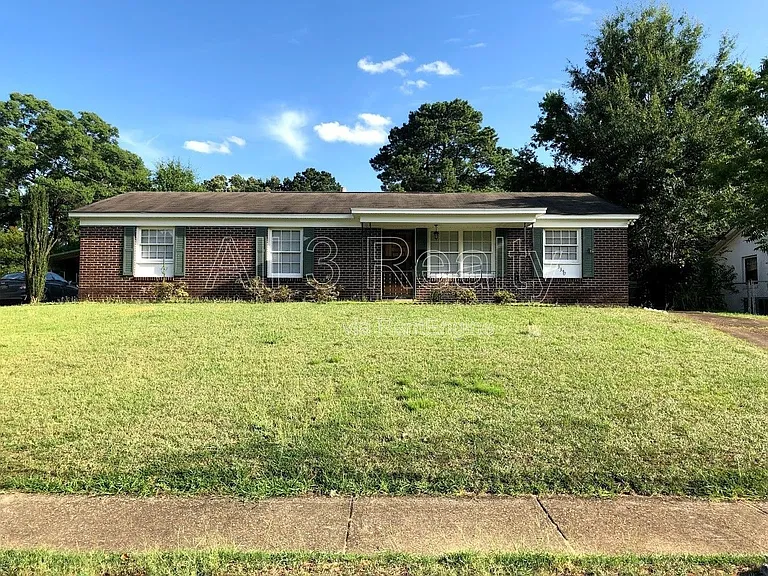 3390 Arborfield Rd — Photo 1