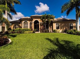 11590 Royal Tee Cir, Cape Coral, FL 33991