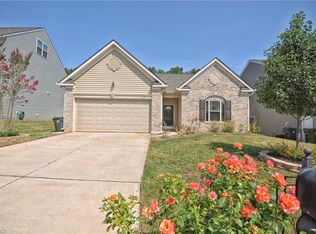 112 Wintergreen Ct, Lexington, NC 27295