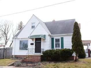 3945 W 210th St, Fairview Park, OH