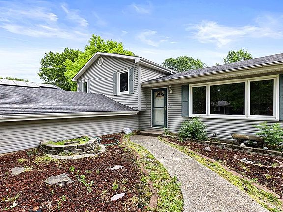 4th image of 5905 Steven Dr