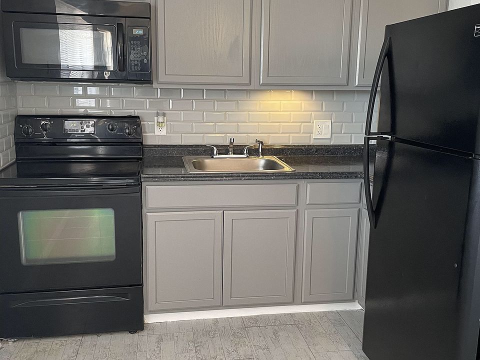 Kitchen after make ready 7/2021