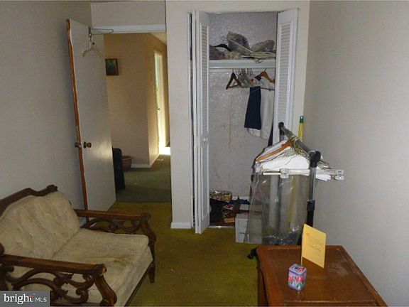 5th image of 709 W Ashland Ave