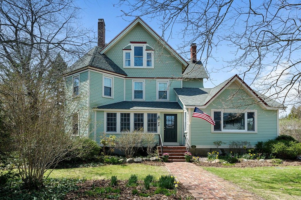 48 Cedar Ave, Islip, NY 11751 Zillow