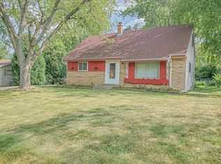 5403 W Spring Ln, Milwaukee, WI 53223