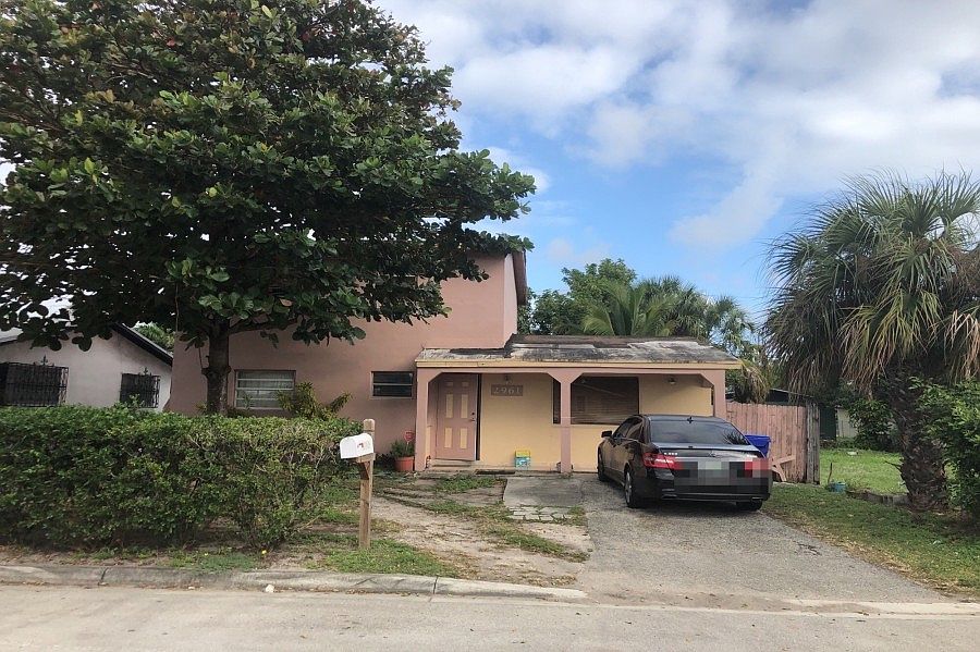 1st image of 2961 NW 7th Ct