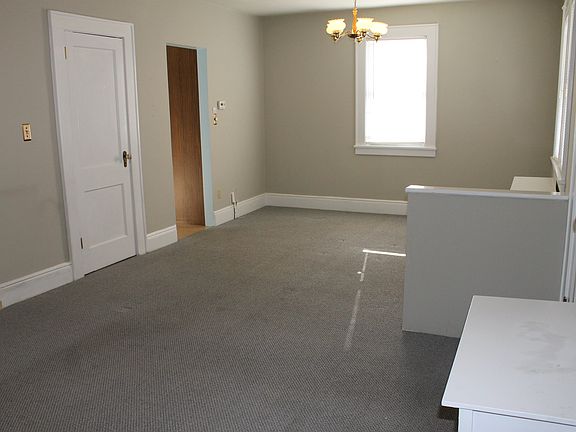 3rd image of 23 Delmar Ave