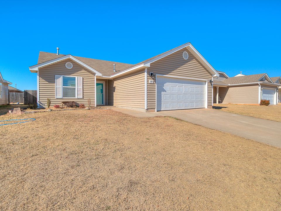 1st image of 425 Eagle Creek Way