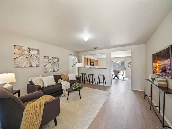 6626 Rosewood CRST, San Antonio, TX 78238