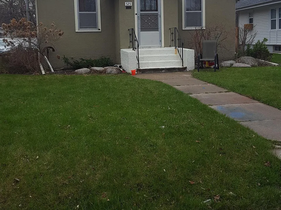 525 W Vasa Ave