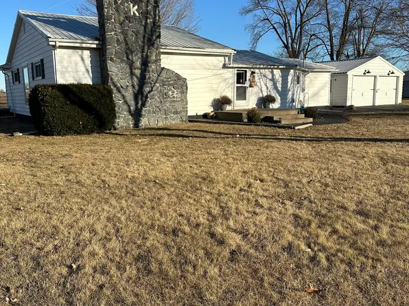 301 S Cobb St, Pine Village, IN 47975