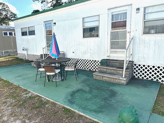 4th image of 6135 66th St N Lot 207