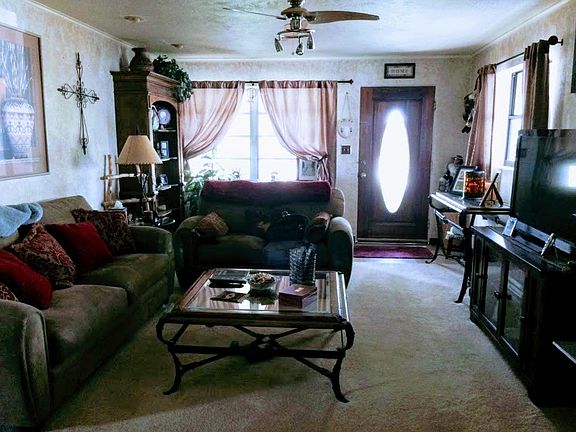 2nd image of 1517 Daytona Ave