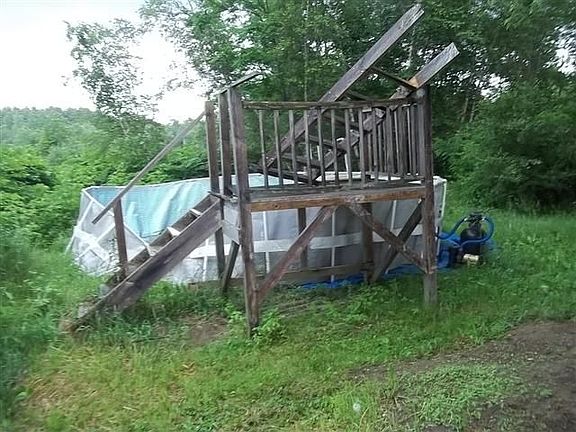 2nd image of 383 Village Rd