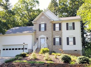 110 Wembley Ct, Kernersville, NC 27284