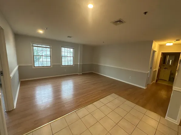 (undisclosed Address), Scotch Plains, NJ 07076