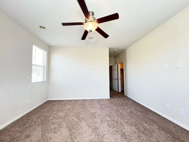 5729 Tideview St — Photo 19