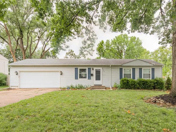 8926 W 101st St, Overland Park, KS 66212