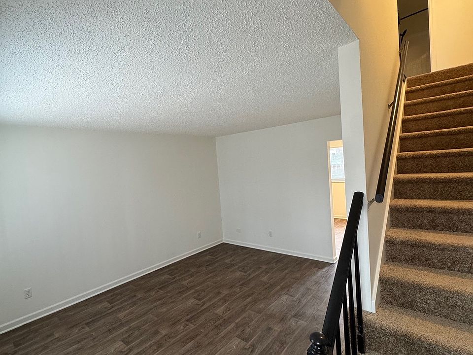 Entry to Stairwell and Living Room
