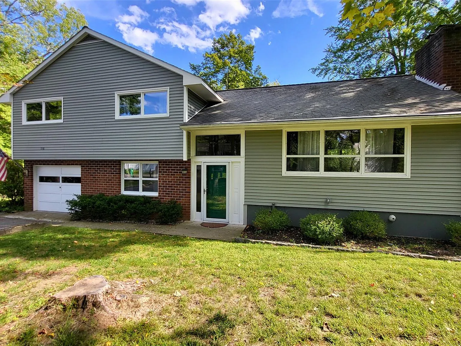 3 bed, 1.5 bath, 1753 sqft, $3,150 — Photo 4