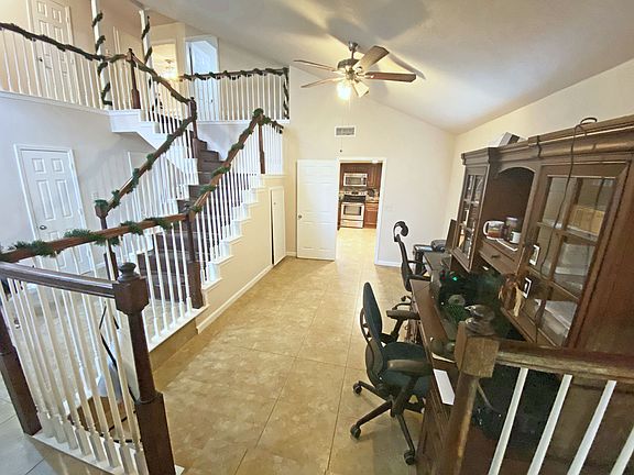 5th image of 2327 Clearbrook Dr
