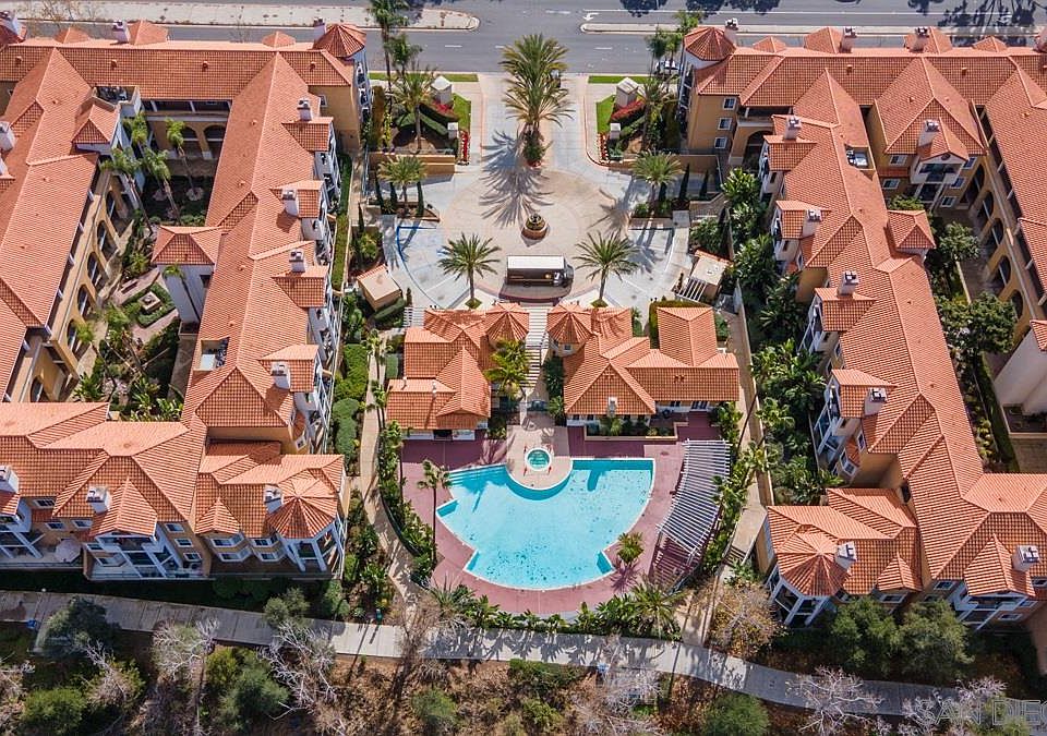 1st image of 2020 Camino De La Reina Unit 201