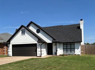 1108 Old Mill Rd, Moore, OK 73160