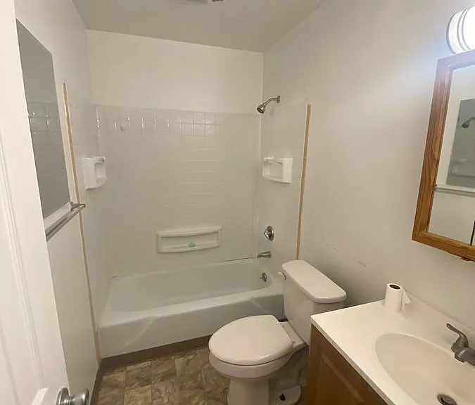149 Ashford Center Rd #B6 — Photo 9