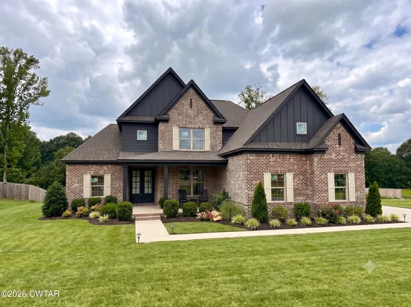 141 Westhaven Pl, Jackson, TN 38305