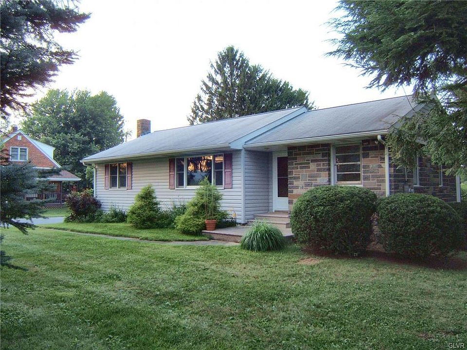 2nd image of 4435 Lanark Rd
