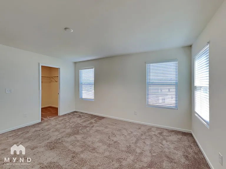 1568 Banham Dr — Photo 19