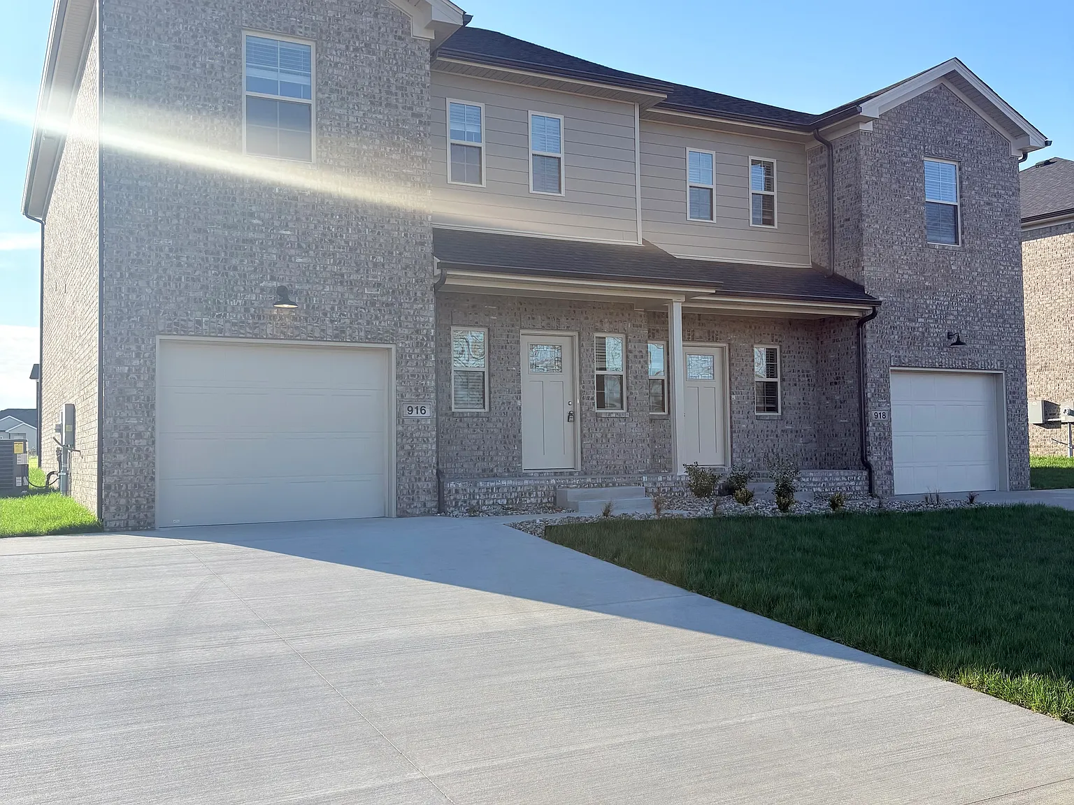3 bed, 2.5 bath, $1,695 — Photo 1