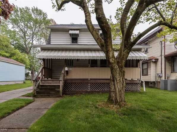 983 Dan St, Akron, OH 44310