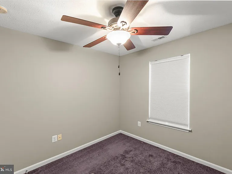 174 Equestrian Dr — Photo 17