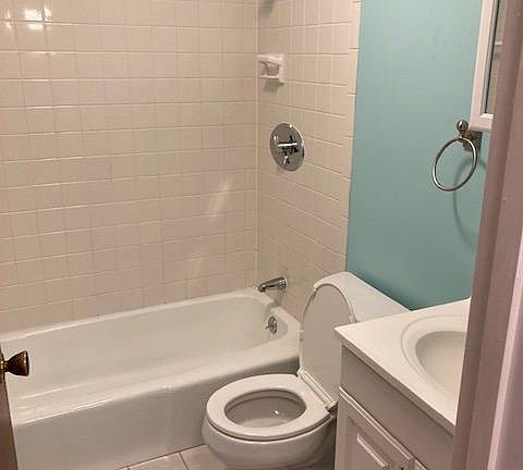 3rd image of 10 Kenmar Dr Unit 35