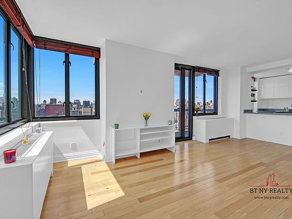 5th image of 1438 3rd Ave APT 22A