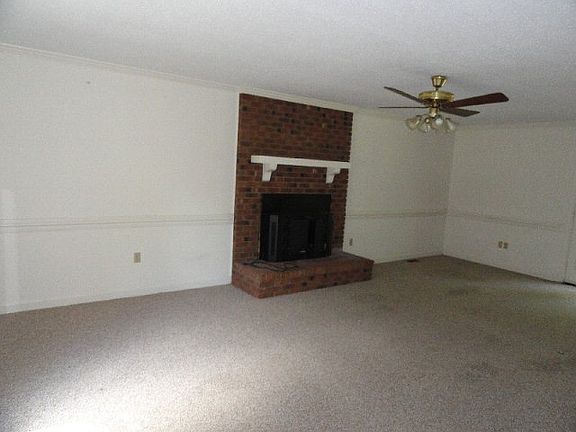 2nd image of 3437 Weatherstone Dr