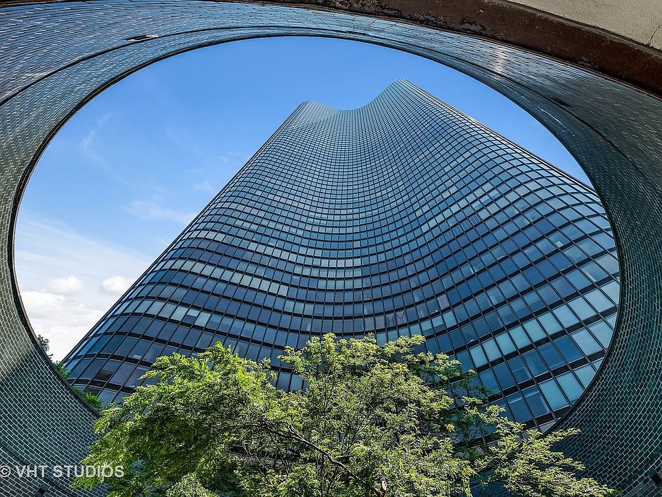 1st image of 505 N Lake Shore Dr APT 1417