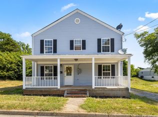 607 E Main St, Bedford, VA 24523