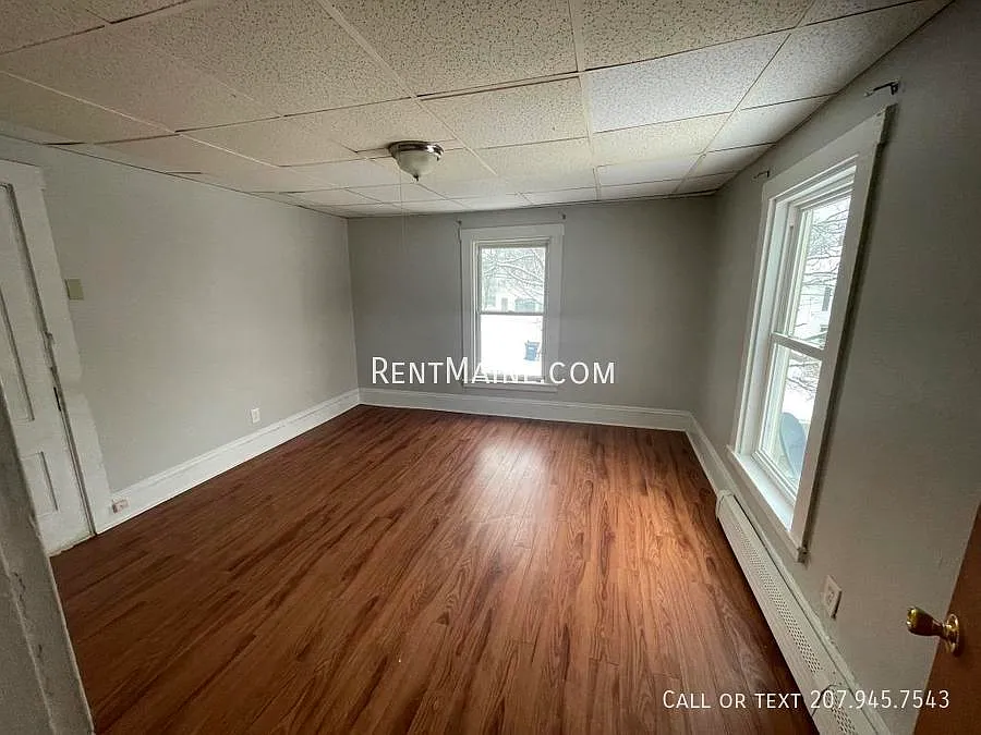 2 bed, $1,300 — Photo 3