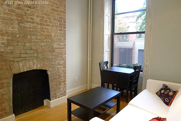 Rented by Flat Iron Real Estate | media 9