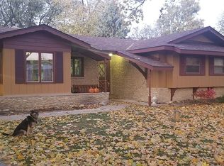 1004 Lark Ln, Shorewood, IL 60404