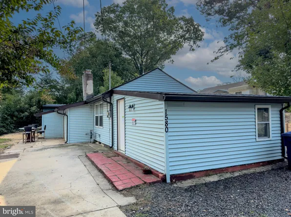 1580 Delsea Dr, Franklinville, NJ 08322