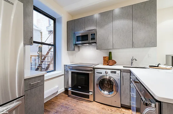 Rented by Brown Harris Stevens | media 27