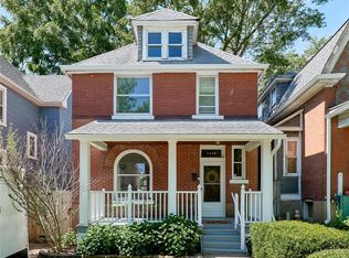 7446 Maple Ave, Saint Louis, MO 63143