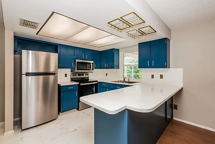 5946 Stringfellow Rd — Photo 8