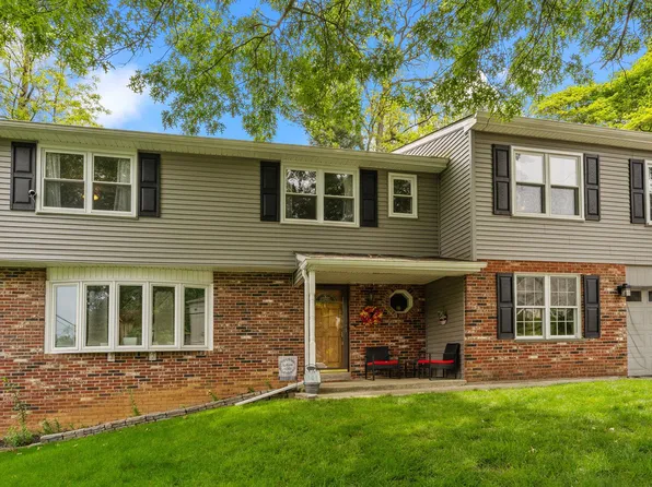 141 N Woodbine Ave, Langhorne, PA 19047