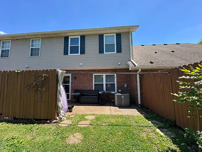 138 Cambridge Dr #C2 — Photo 11