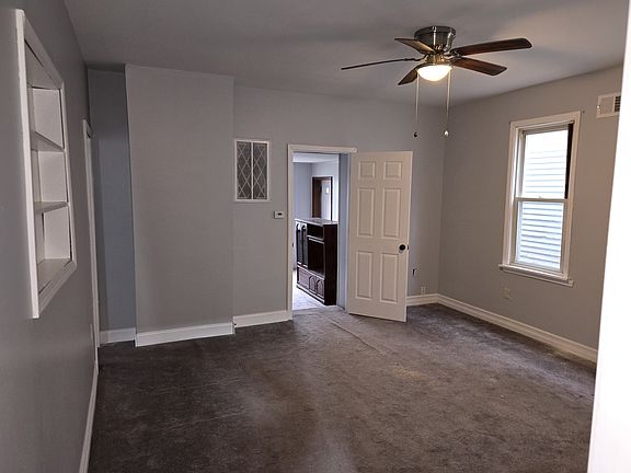 4th image of 52 Reservation St #1
